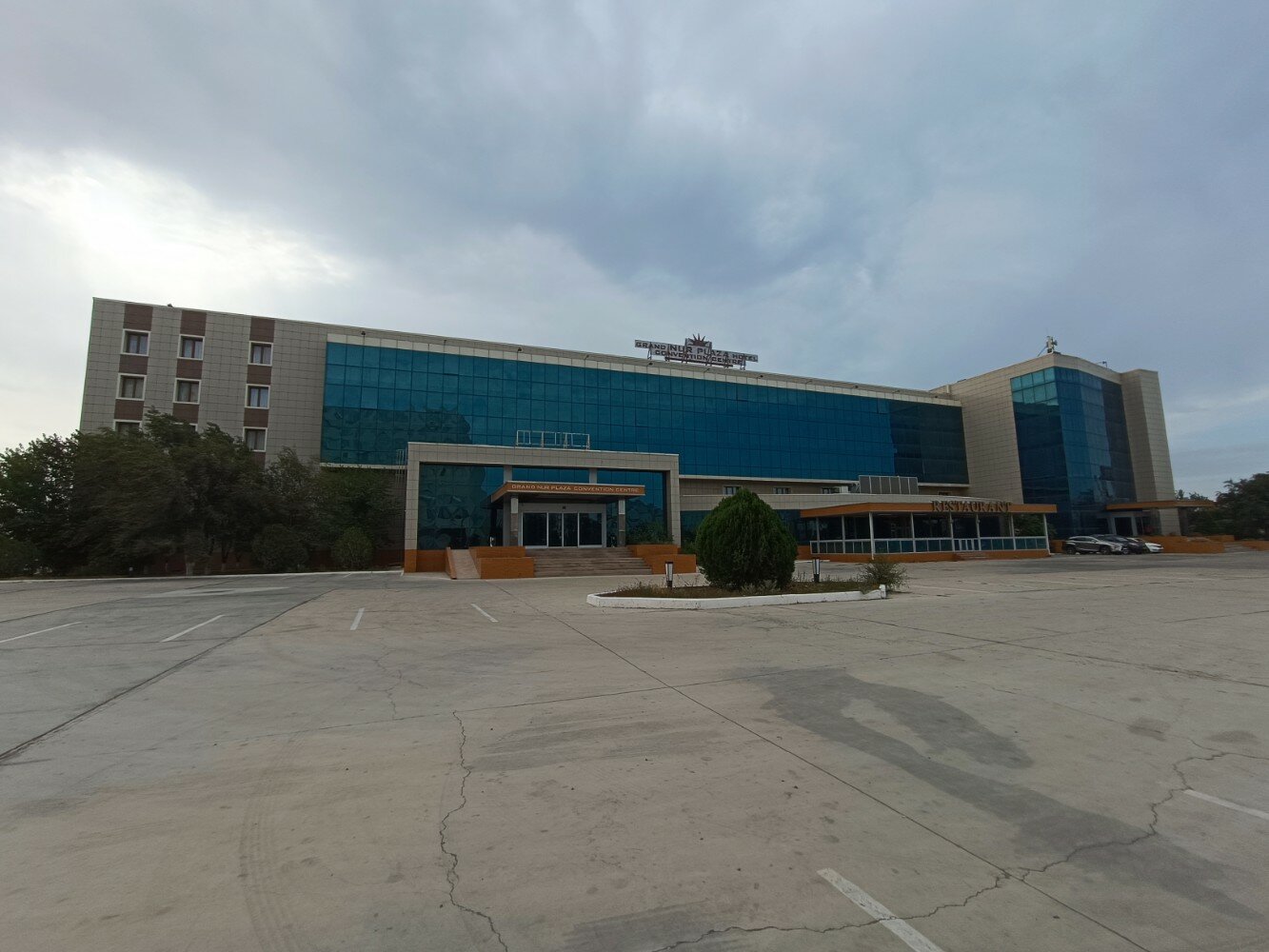 Фото Grand Nur Plaza