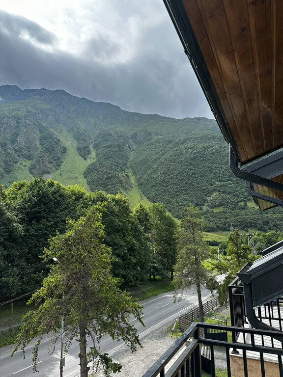 Фото Gold Kazbegi
