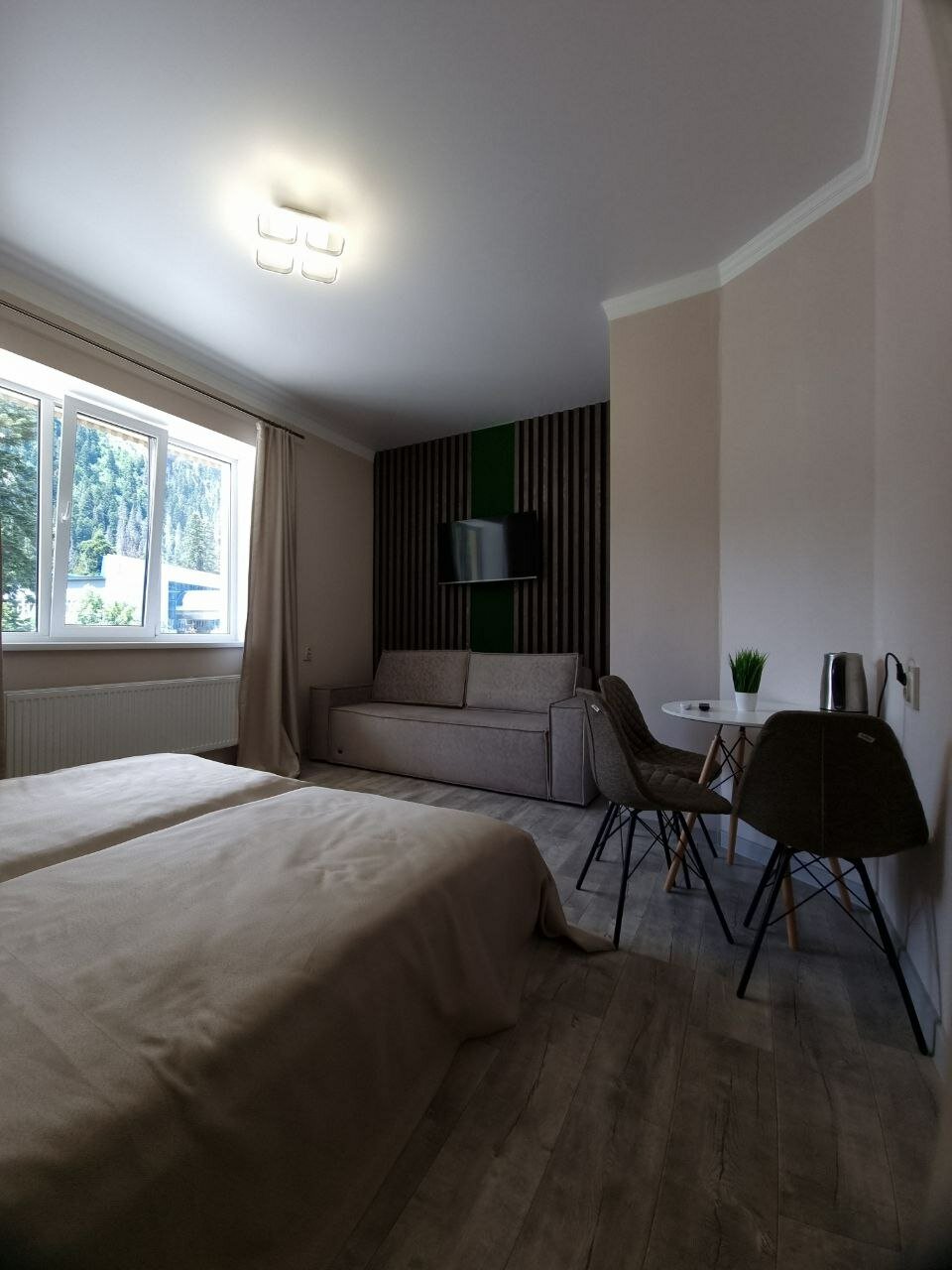 Фото У Заремы