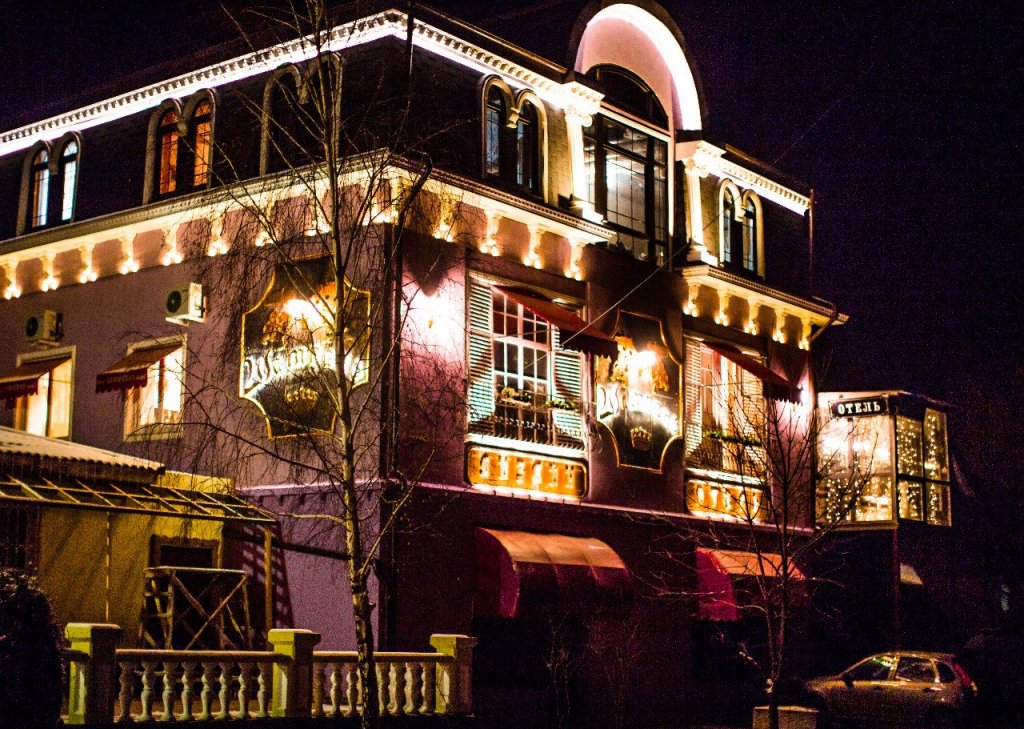 Фото отеля 1