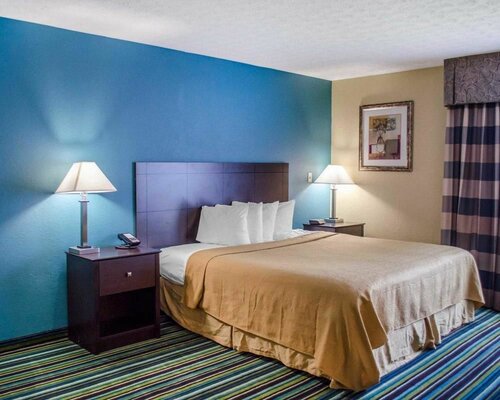 Гостиница Quality Inn & Suites Medina - Akron West