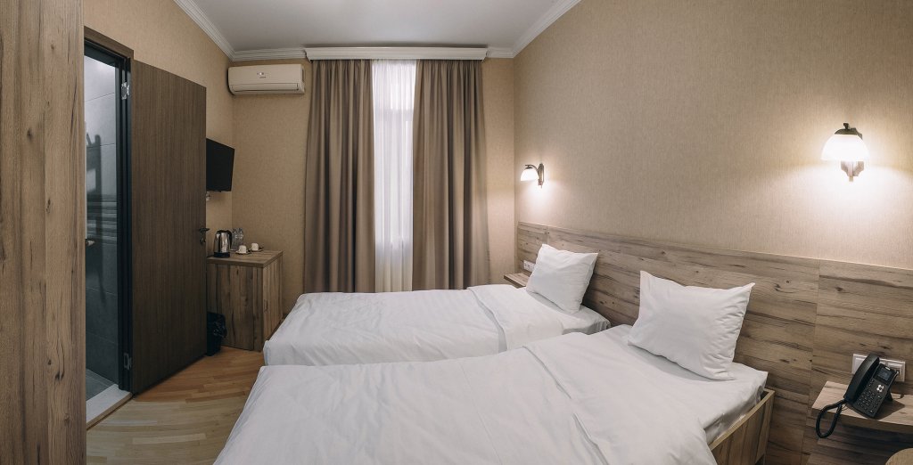 Фото Imperial House