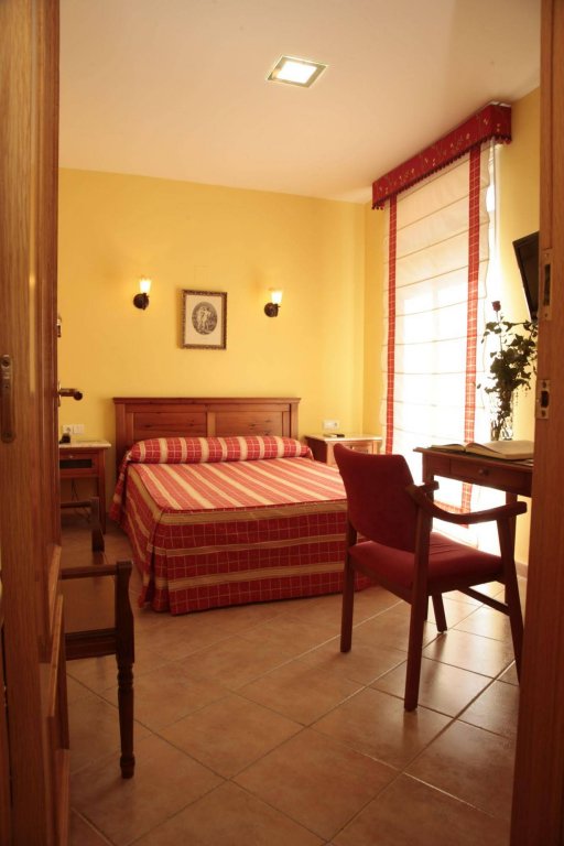 Фото Hostal Antigua Morellana