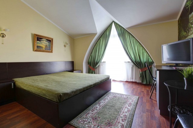 Фото Мэриан Холл