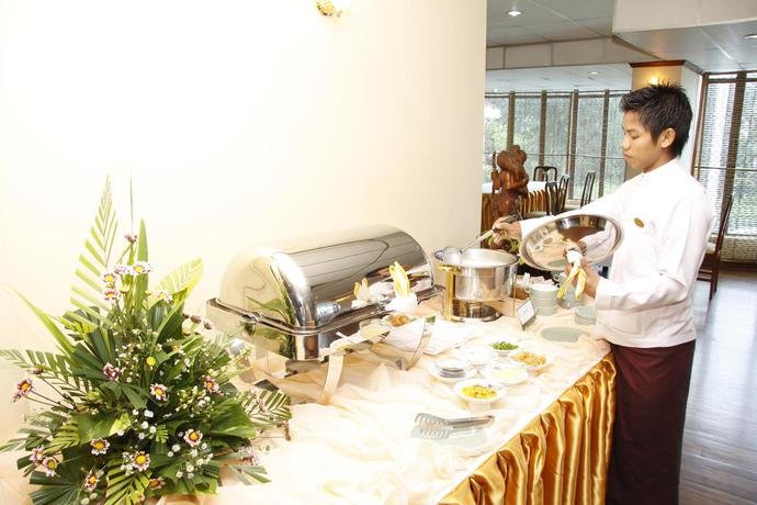 Фото Mya Yeik Nyo Royal Hotel Yangon
