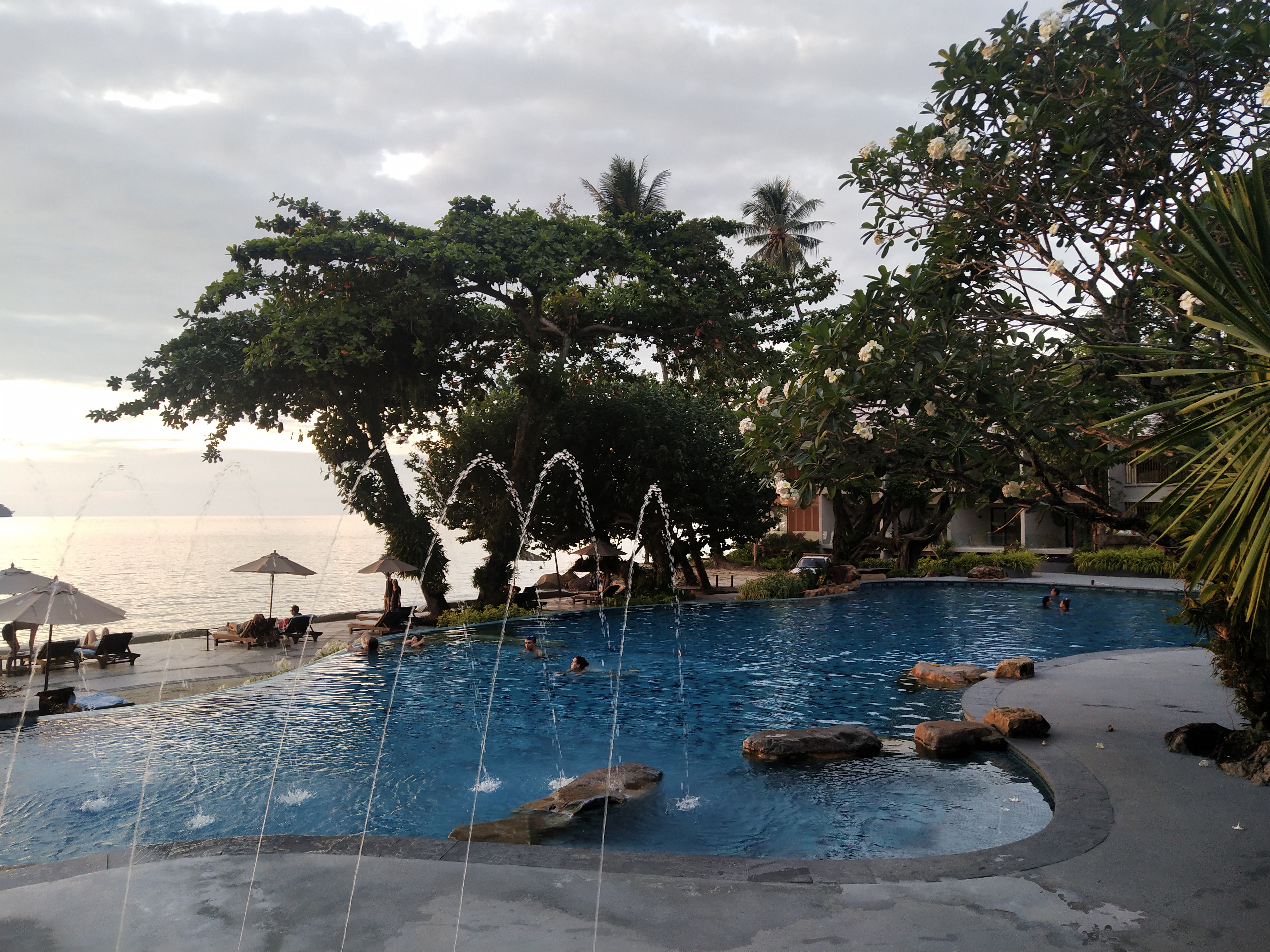 Фото Sylvan Koh Chang