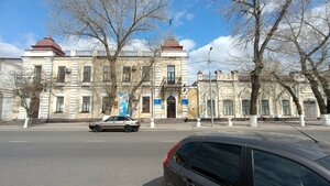 Jinsiy porno: ottiz yoshli yigitlar külotlu joja bilan uchrashuvda