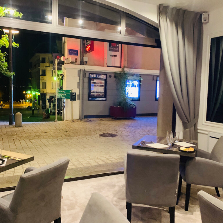 Фото Hotel Le Bourgogne