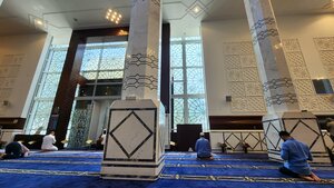 Abdul Rahman Siddiq Masjid (The Palm Jumeirah Island, Jumeirah, Dubai), cami  Dubai'den