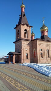 Церковь Владимира Равноапостольного (Добрая ул., 2, д. Зорино), православный храм в Курской области