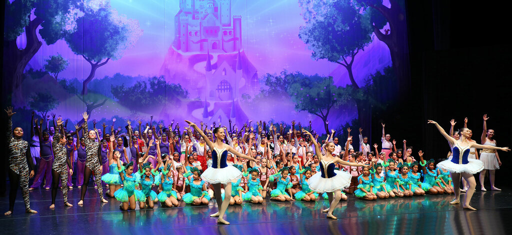 Dance school The Ballet Centre, Dubai, photo