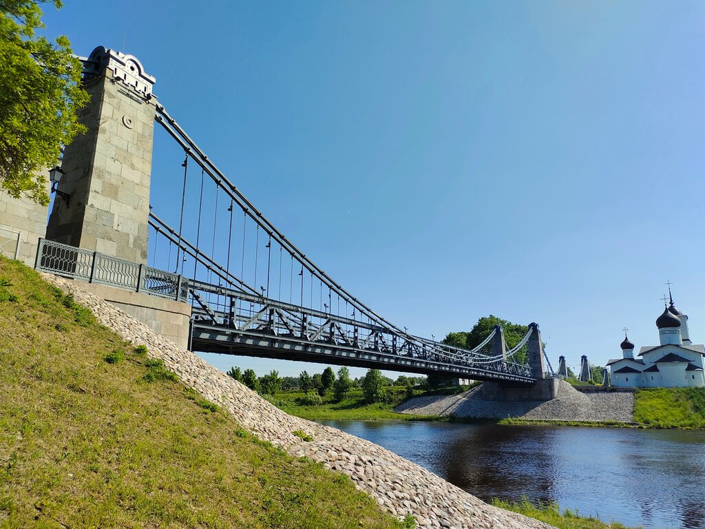 Atracción Chain Bridge over the river Velikaya 1851-1853, , foto