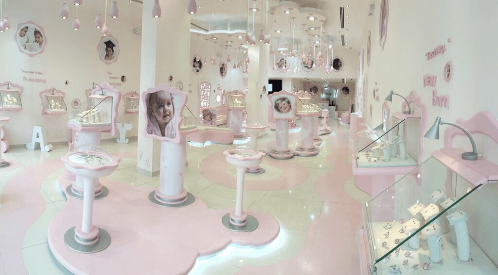 Jewelry store Baby Fitaihi, Dubai, photo