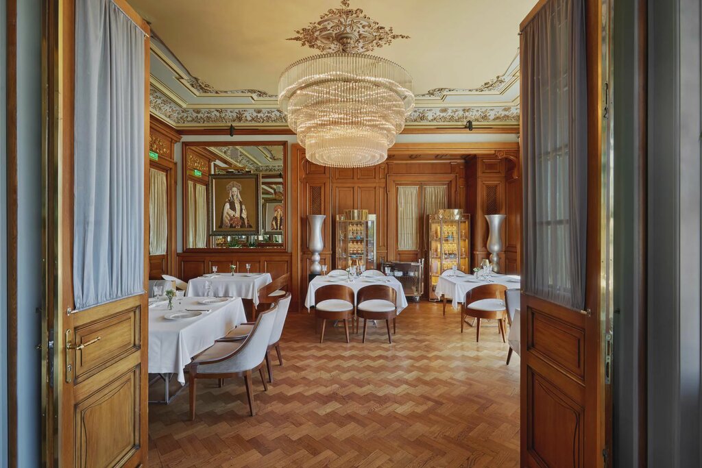 Restaurant Beluga, Moscow, photo