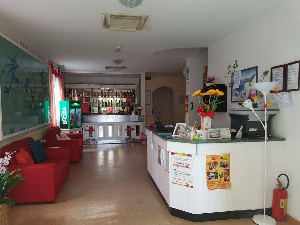 Фото Hotel Criss