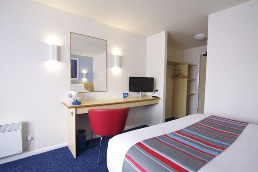 Фото Travelodge York Tadcaster