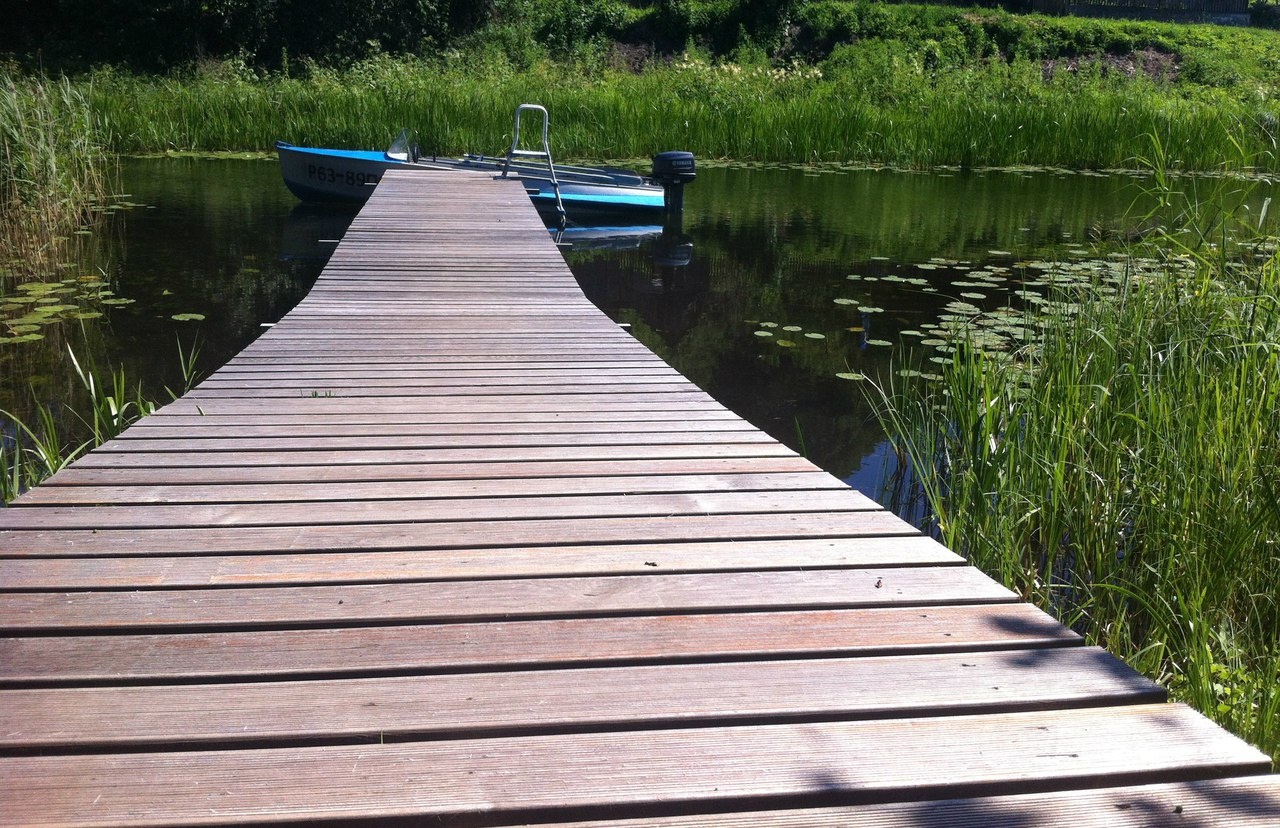 Фото Дом у реки