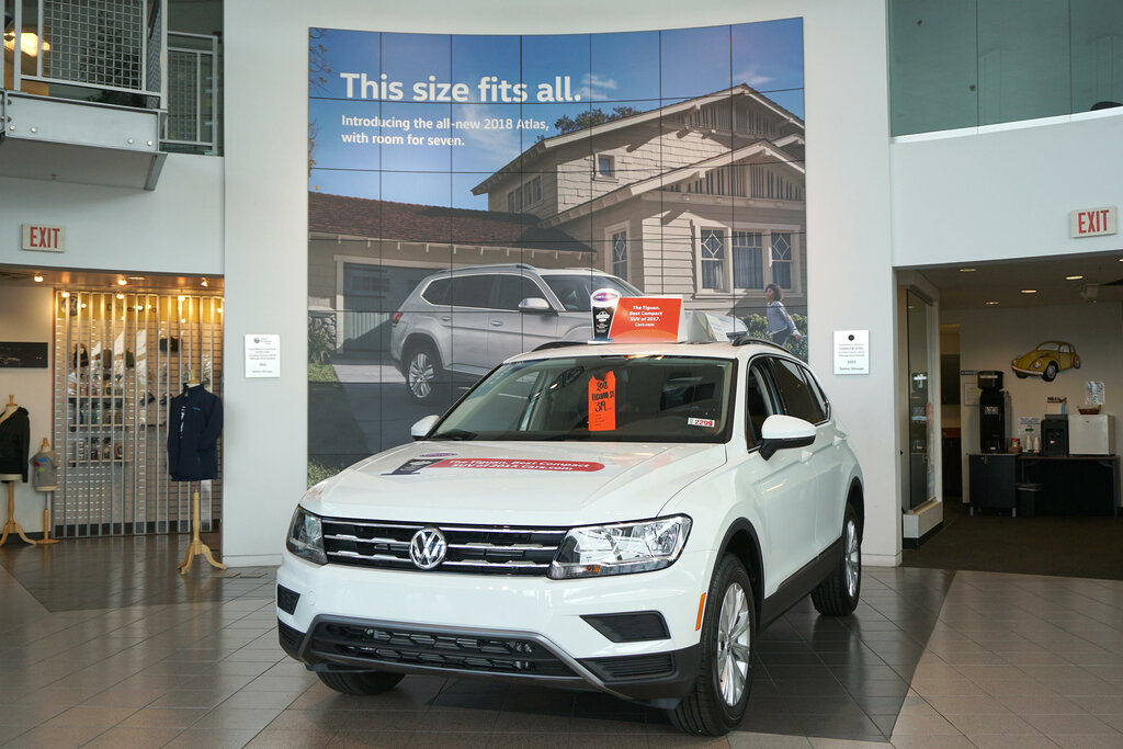 Bachman Volkswagen Avtosalon Soedinyonnye Shtaty Ameriki Shtat Kentukki Dzhefferson Kaunti Yandeks Karty