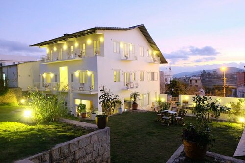 Гостиница Lu Tan Villa в Далате
