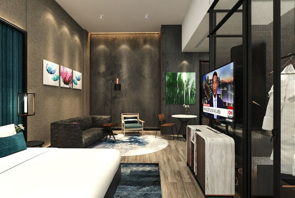 Фото M Resort & Hotel