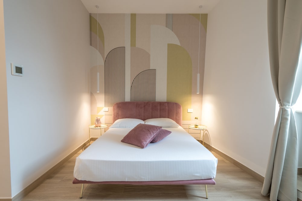 Фото La Banchina Luxury Suites