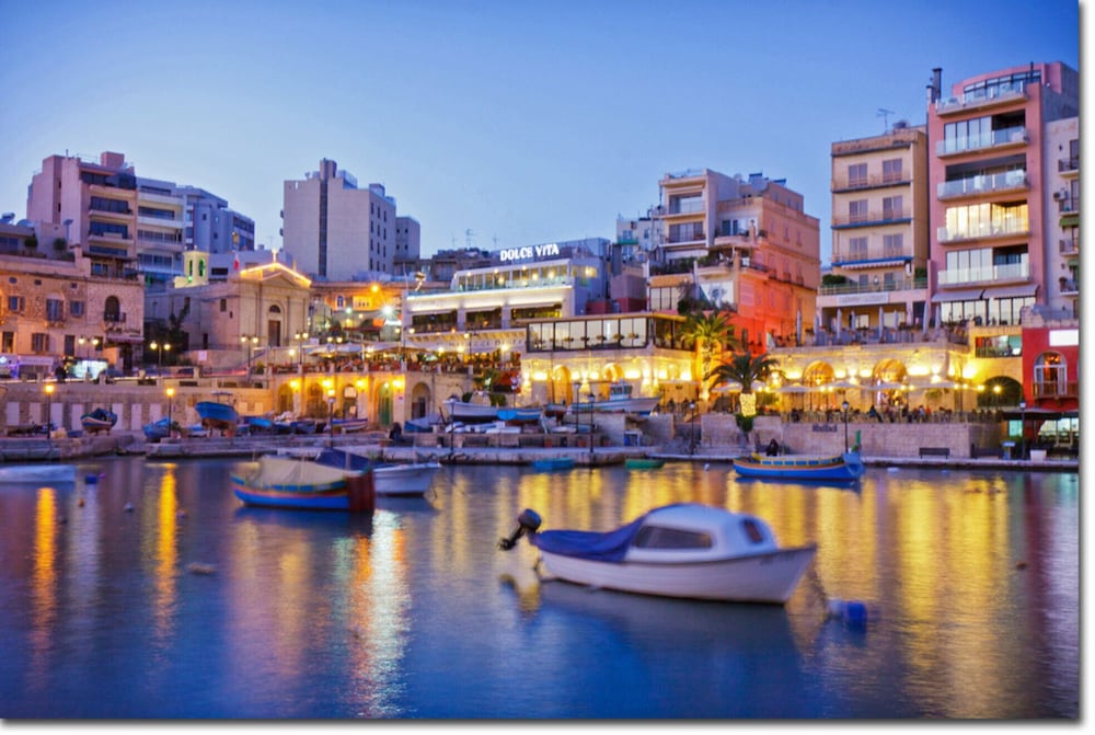 Фото Modern 1br Apartment in a Central Location