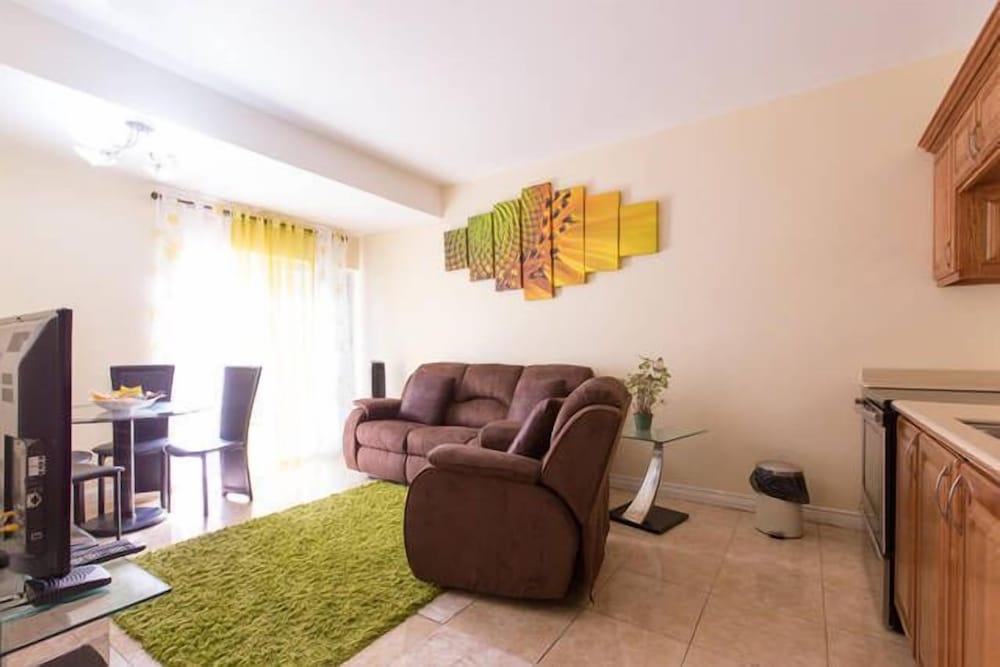 Фото New Kingston Apartments at Kensington