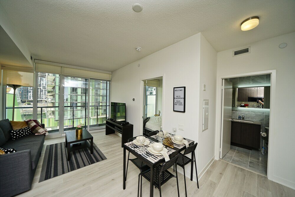 Фото RivetStays - The Atlantis