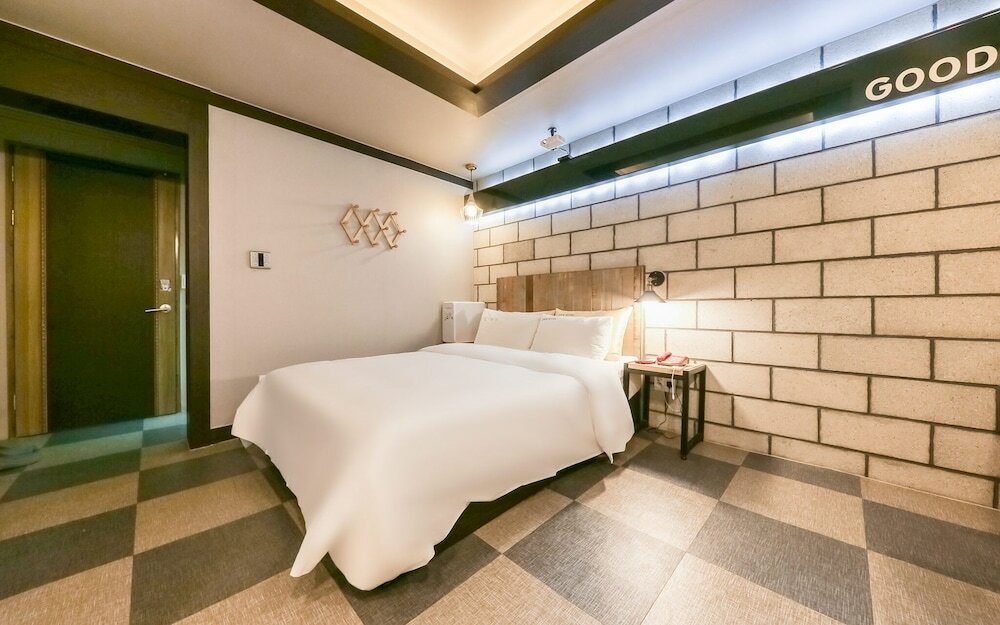 Фото Daejeon Yongjeon Good Time