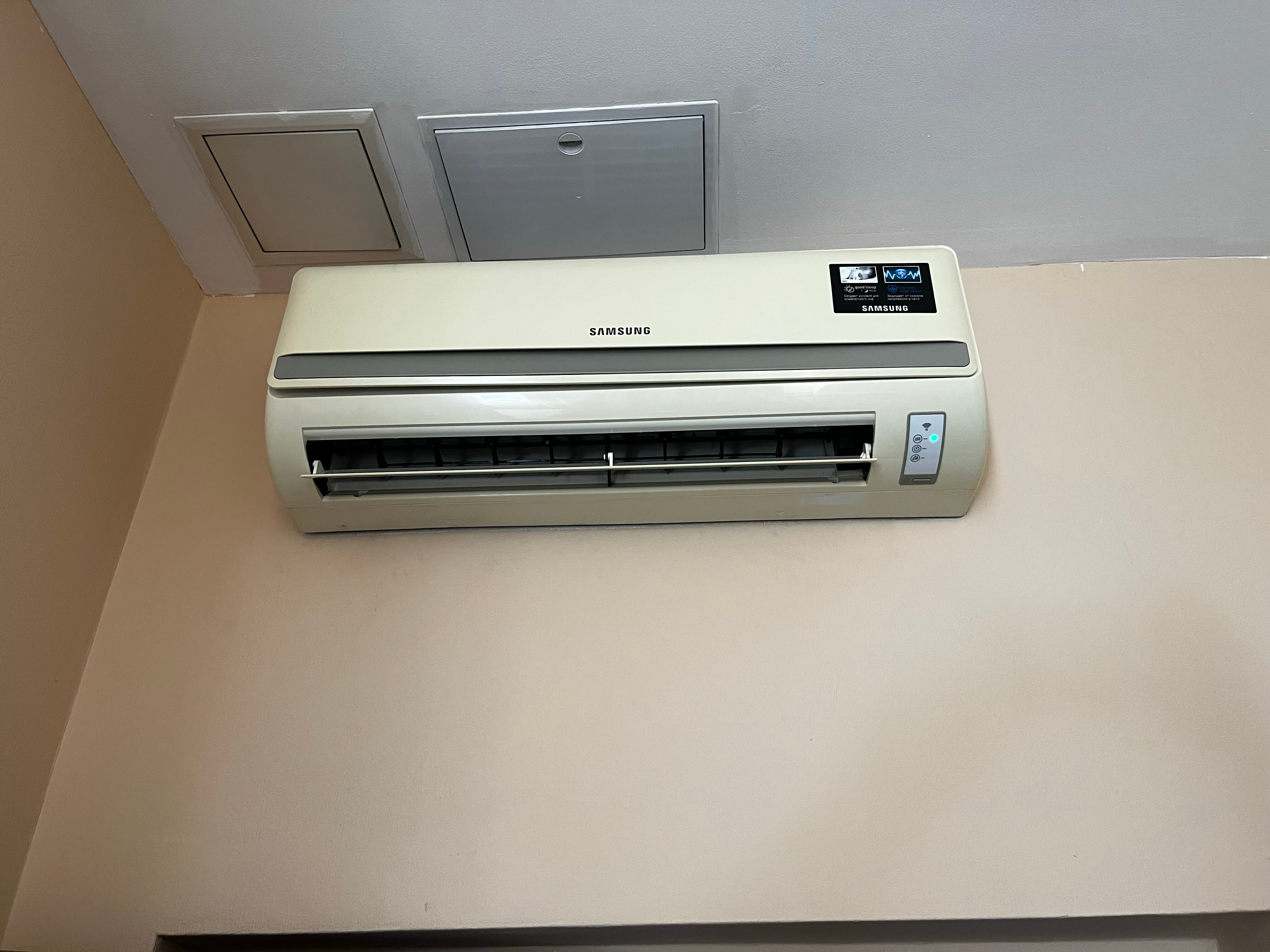 Фото Авиалюкс