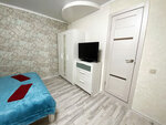Cozy apartment in the center of Krasnodar (Tsentralniy City administrative district, Tsentralniy Microdistrict, October Street, 40) ، سكن للإيجار اليومي