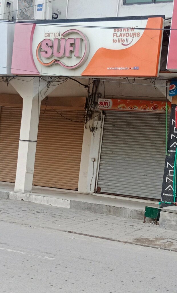 Clothing store Sufii, Lahore, photo