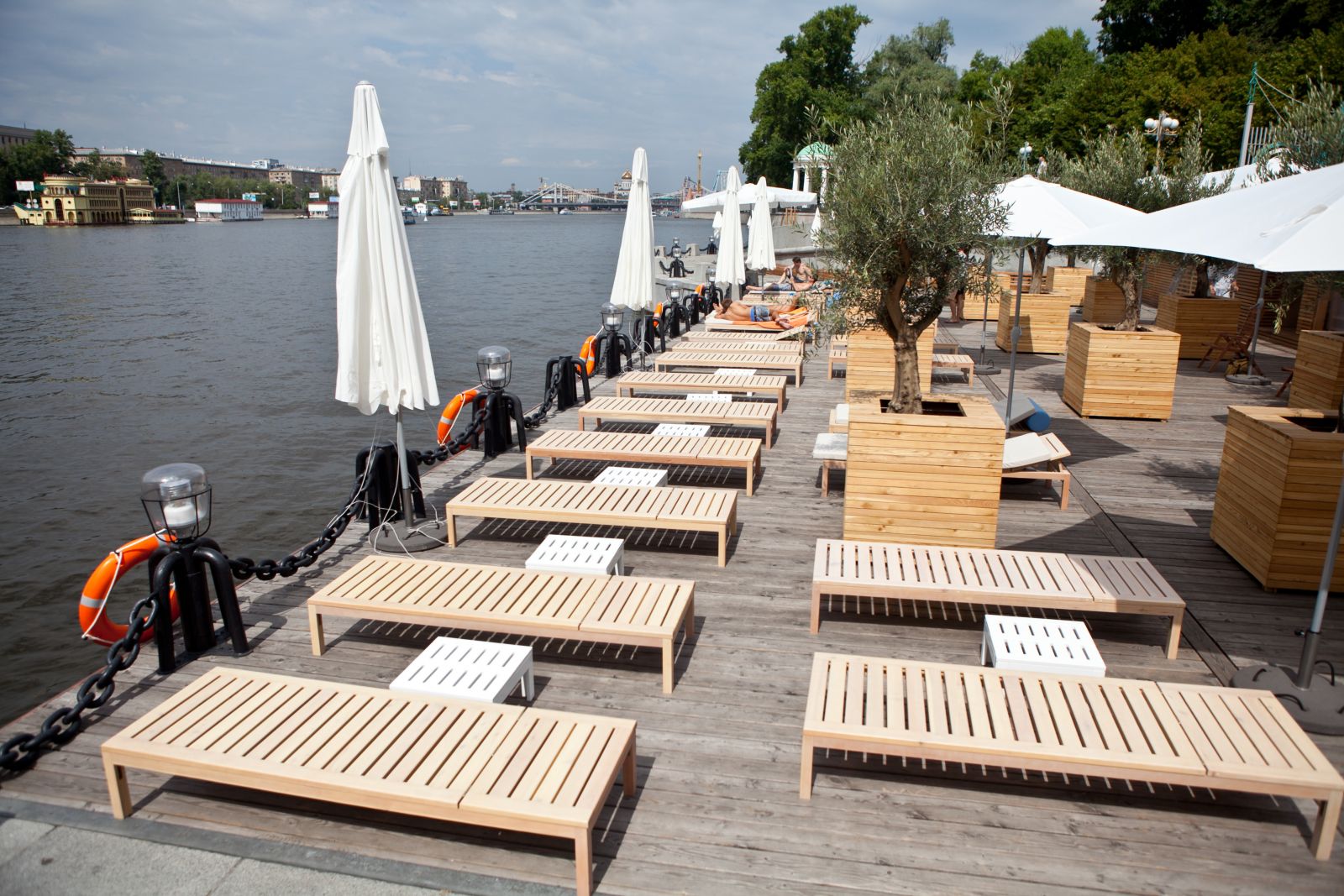 ����� ������� ����� � ������, ���� ����� � ����� ��������� ������