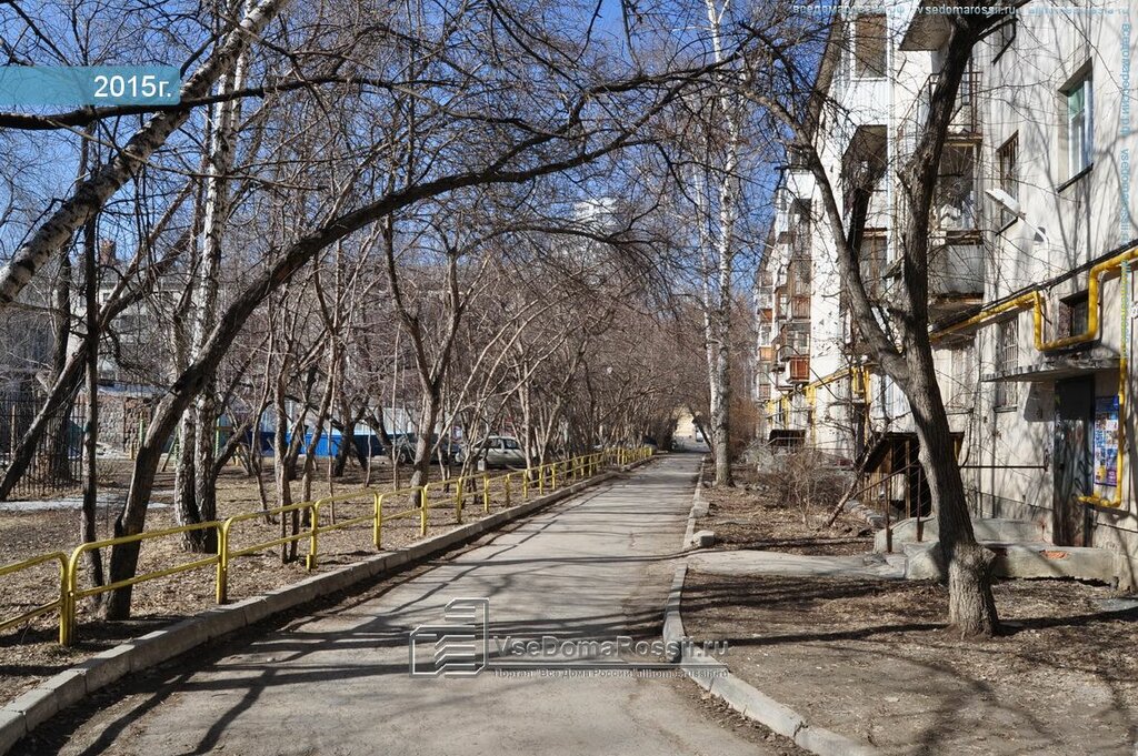 Trash and garbage disposal area Trash and garbage disposal area, Yekaterinburg, photo