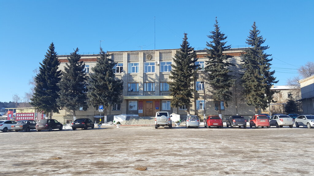 إدارة حكومية Administratsiya Nikolayevskogo rayona Sektor po Delam Molodezhi ، مقاطعة أوليانوفسك، صورة
