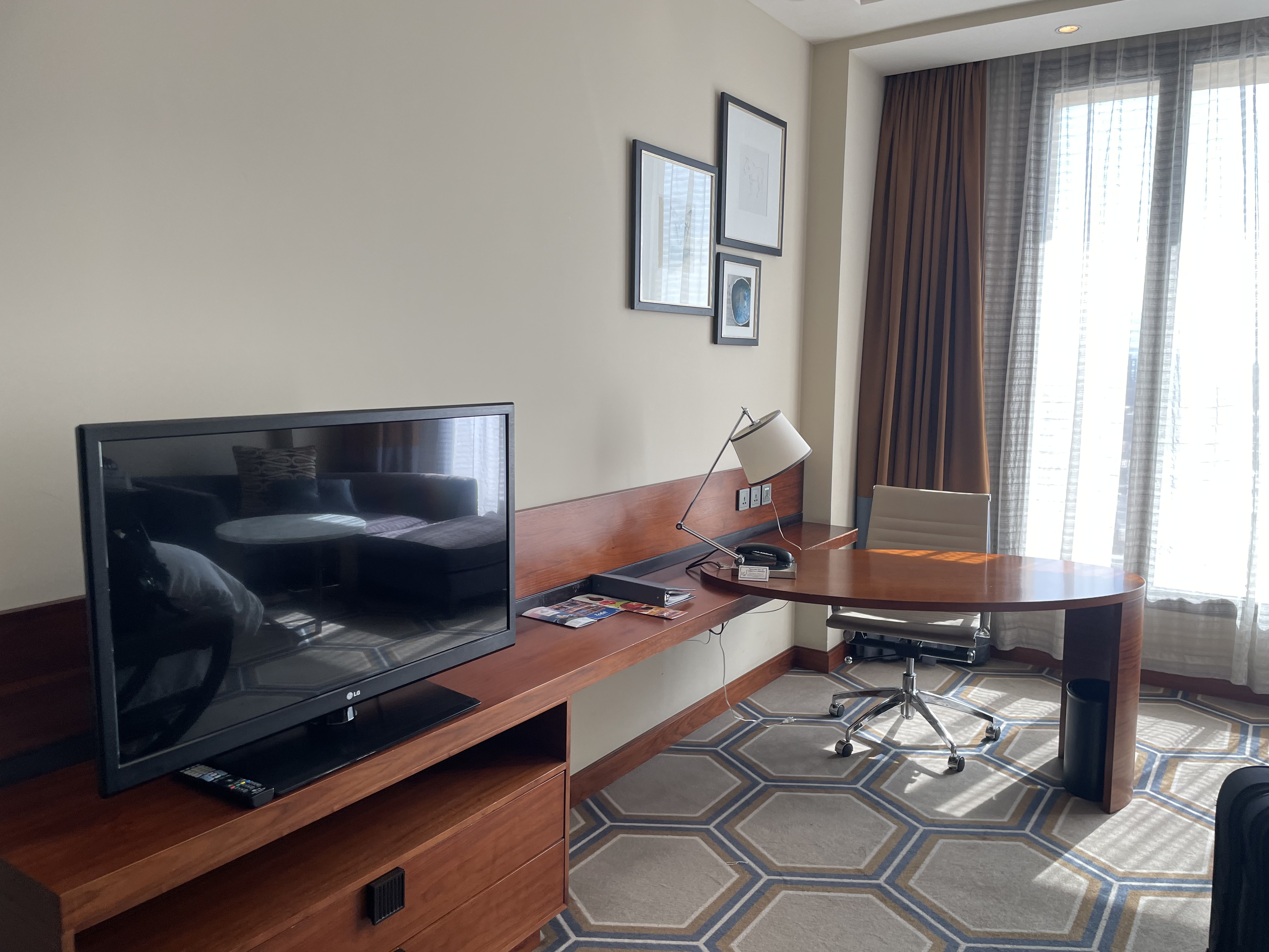 Фото Hilton Dushanbe Hotel