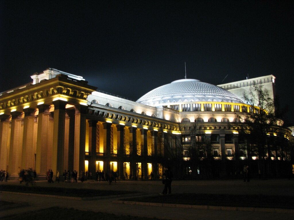 Фото Оперного Новосибирск