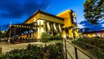 Point Loma Plaza (California, San Diego County, San Diego), shopping mall