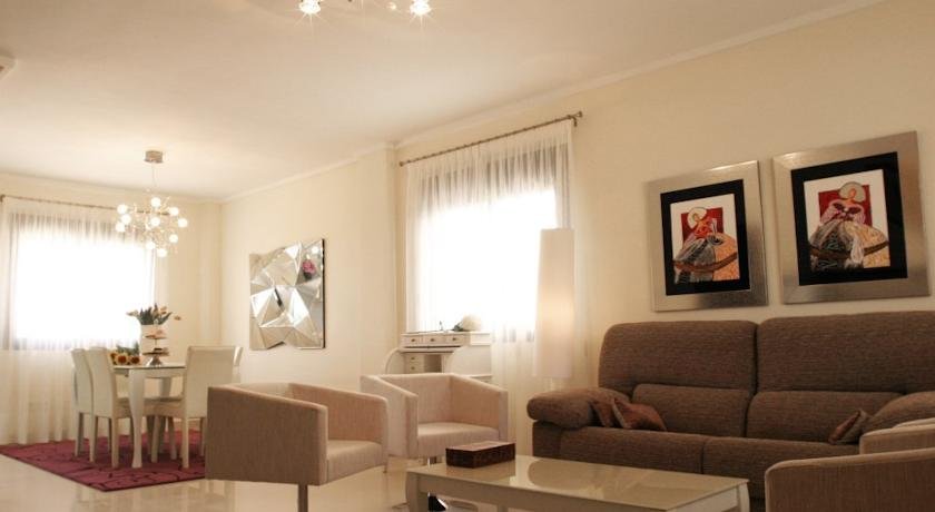 Фото Otaka Apartments