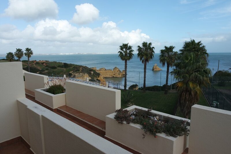 Гостиница A15- Cliffside Beach Apartment by Dreamalgarve
