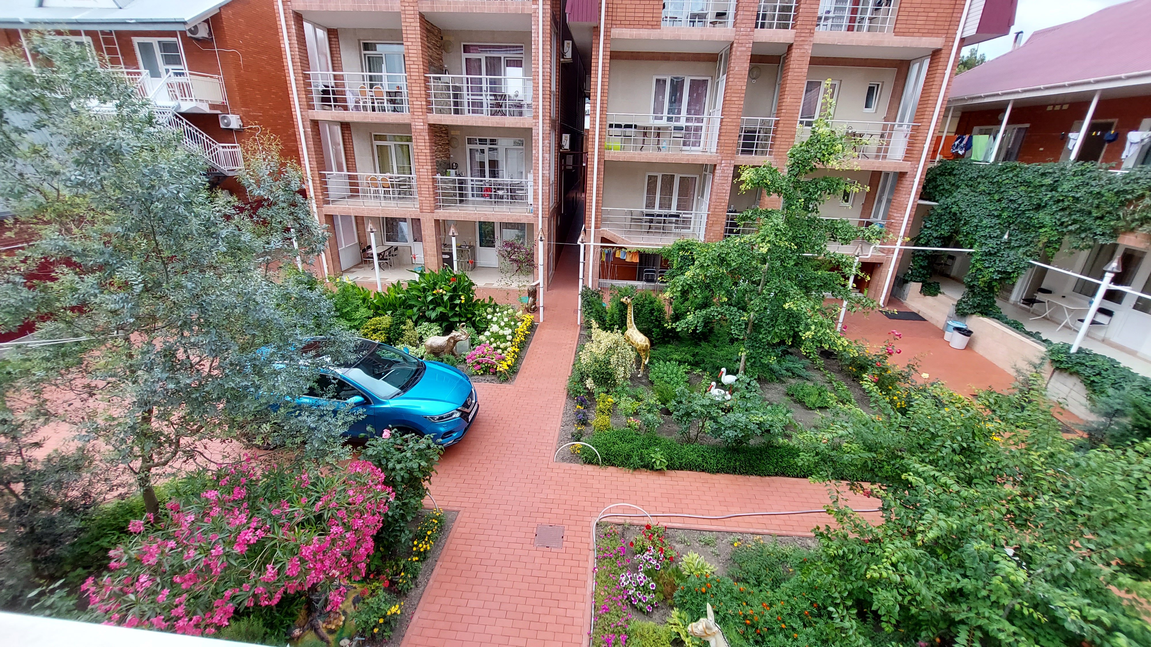 Фото отеля 3