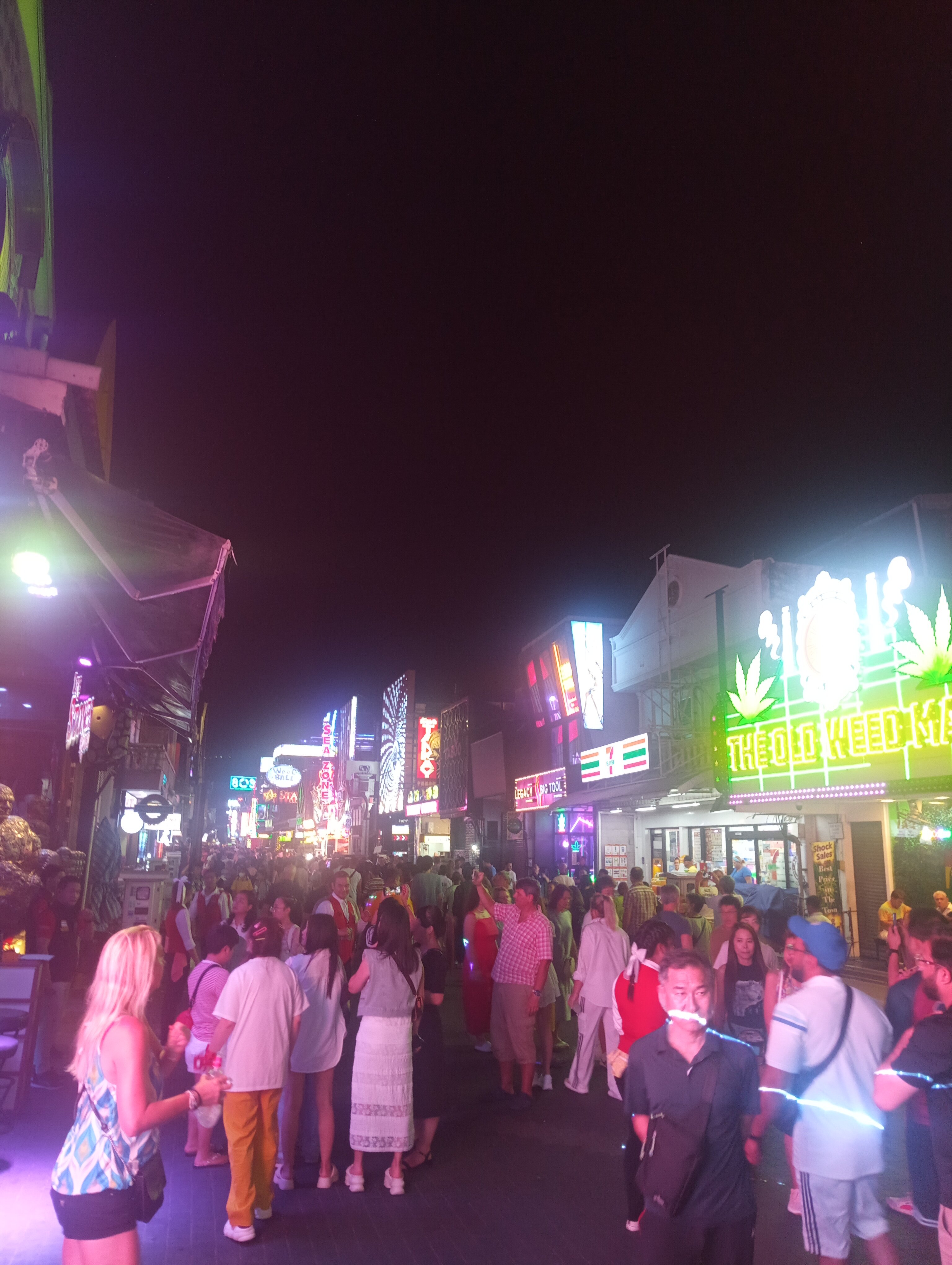 Фото Walking Street Guest House