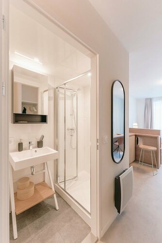 Гостиница Ecla Paris Villejuif в Л'Э-ле-Розе