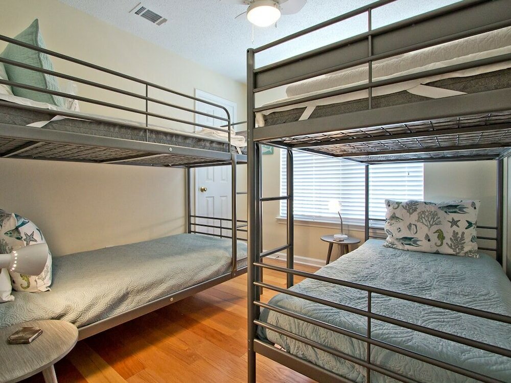 Фото The Flying Pigs Cottage