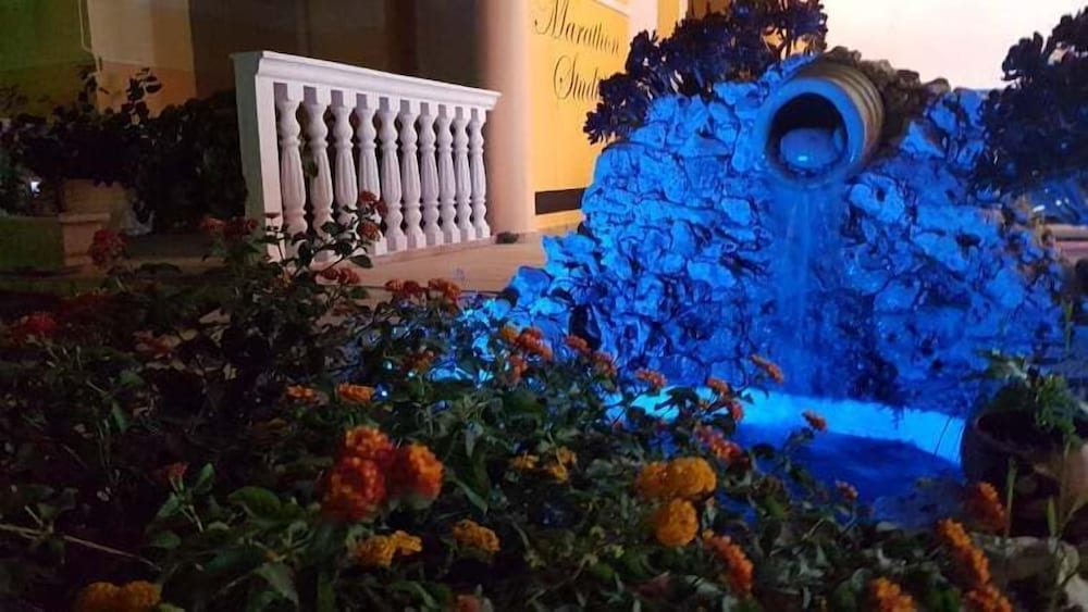 Фото Marathon Studios &Apartments