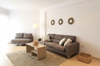 Фото Eden Beach Apartments