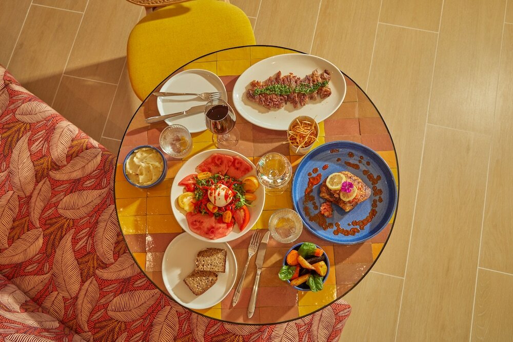 Фото Hotel Indigo Bordeaux Centre Chartrons, an Ihg Hotel