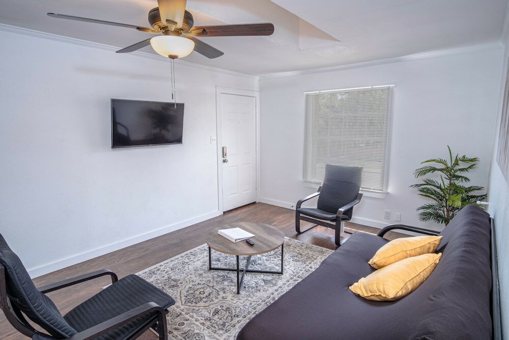 Фото Tranquil Getaway 3br/2ba Near Downtown