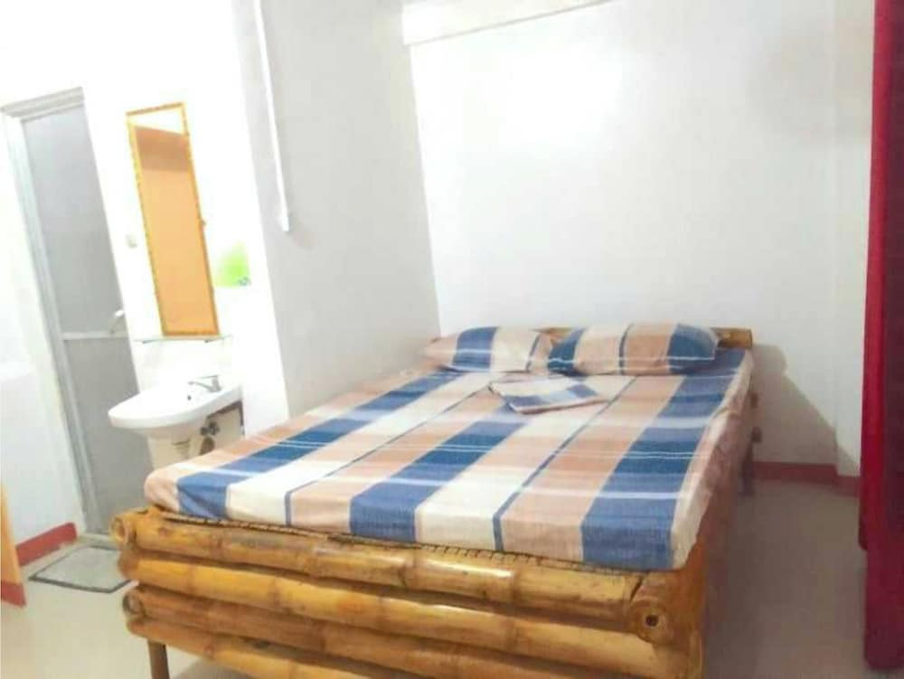 Фото Pop 996 Iloilo Paraw Beach Resort