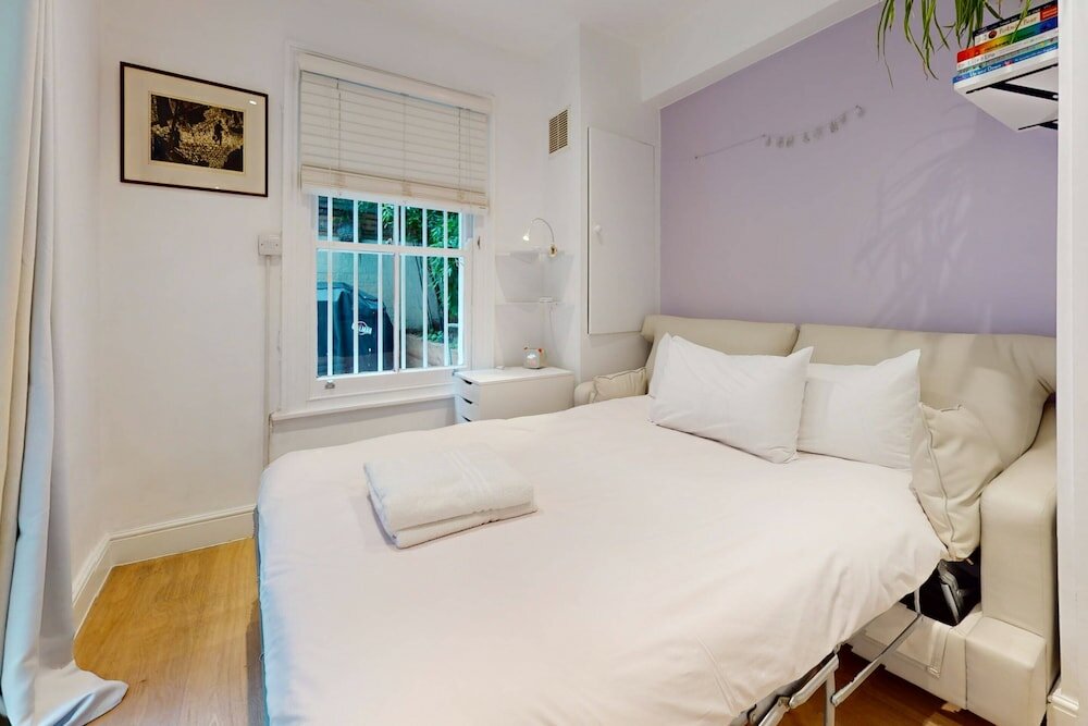 Фото Luxurious Victorian Home